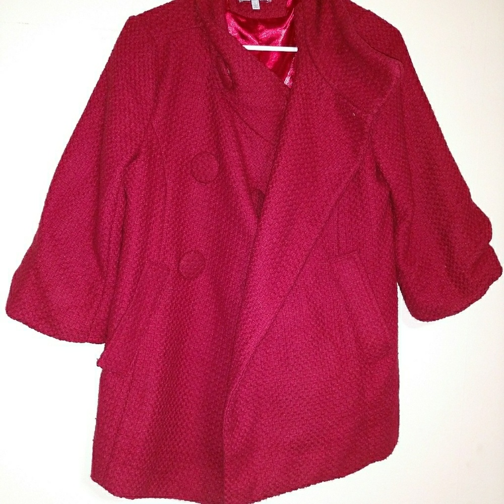 Stylish 3/4 sleeve coat
